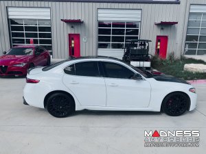 Alfa Romeo Giulia Side Skirts - Carbon Fiber - Aero